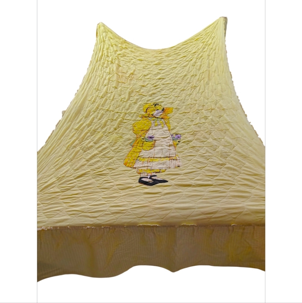 VTG RARE SIZE FULL - 1970s HOLLY HOBBIE  yellow bedspread, skirt, & curtains SET